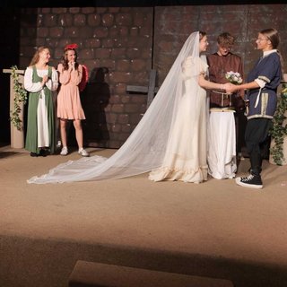 Hochzeitsszene auf der Bühne